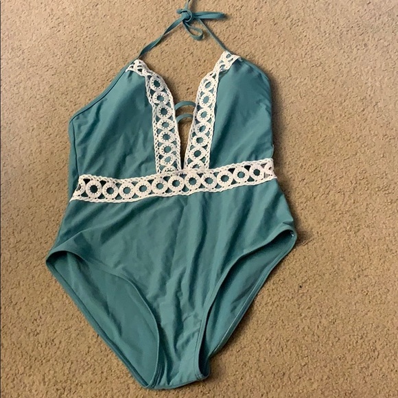 Cupshe Other - Cupshe Swimsuit new without tags